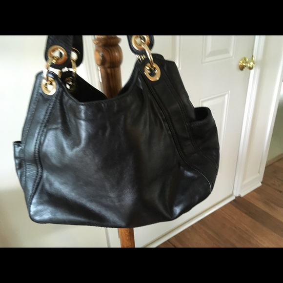 Fabulous Michael Kors Hobo Bag - Picture 2 of 4